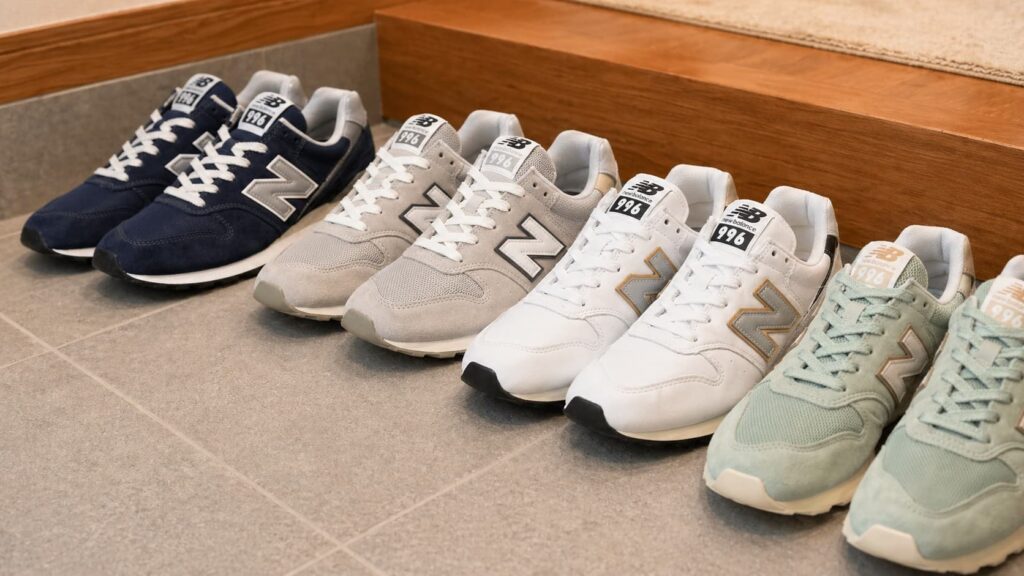 ニューバランス996とABCマートの違い